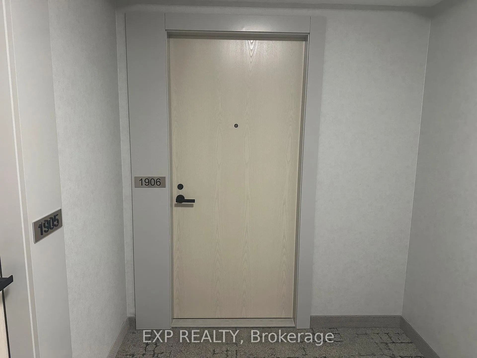 Photo 2 of Unit 1906, 195 Commerce Street, Vaughan, Vaughan Corporate Centre — HOMEH