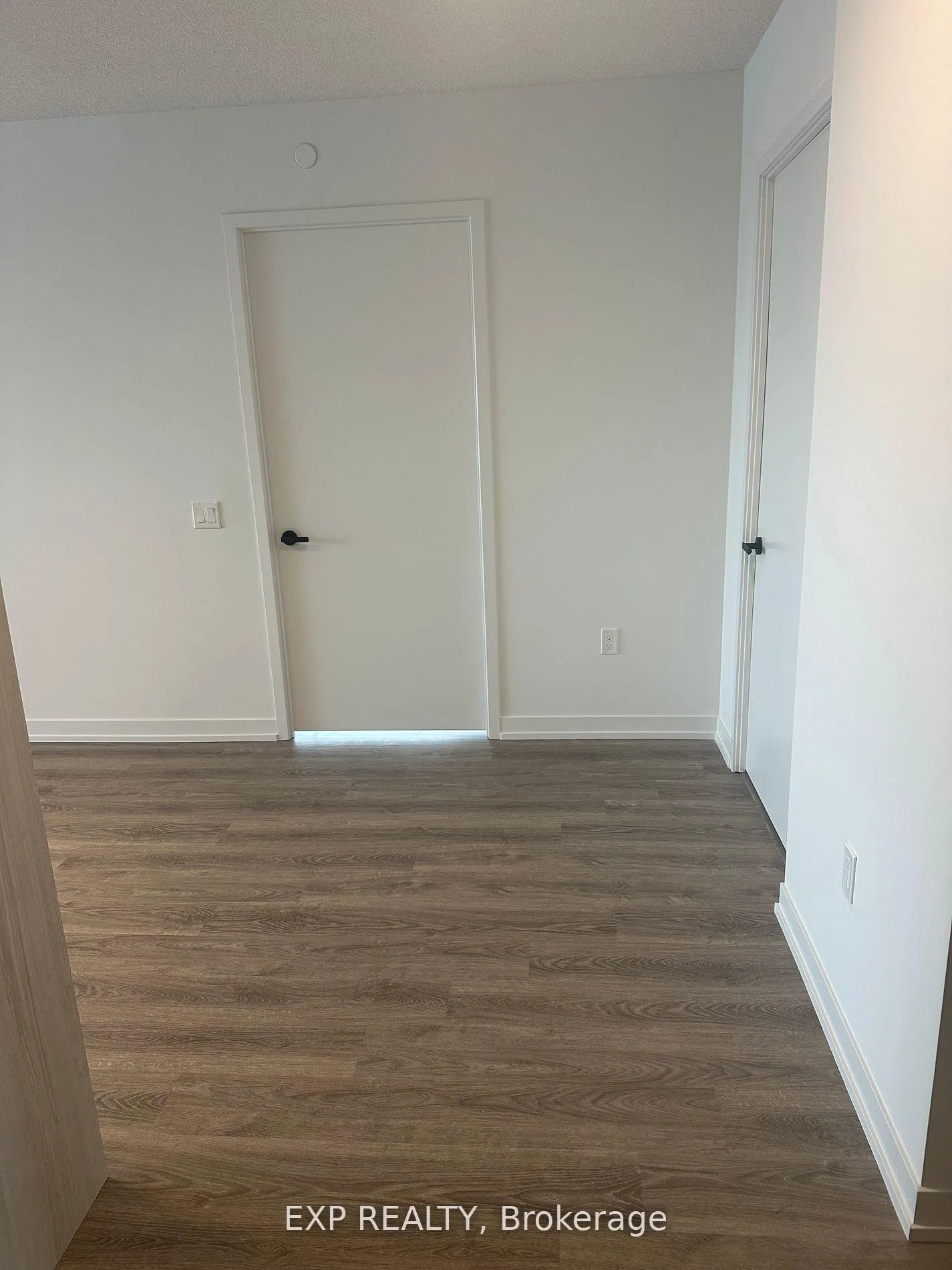 Photo 3 of Unit 1906, 195 Commerce Street, Vaughan, Vaughan Corporate Centre — HOMEH