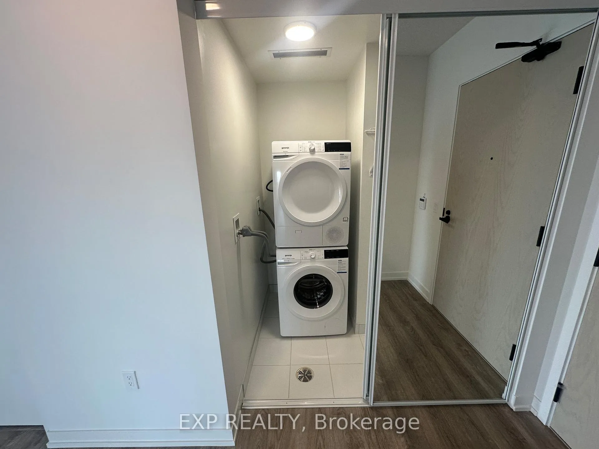 Photo 23 of Unit 1906, 195 Commerce Street, Vaughan, Vaughan Corporate Centre — HOMEH