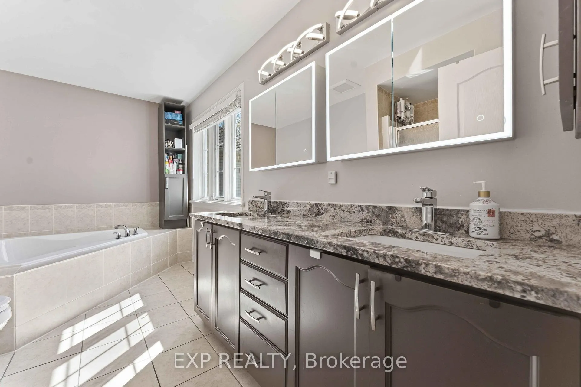 Photo 31 of 1132 Rocky Harbour Crescent, Ottawa, Riverside South/Gloucester Glen — HOMEH