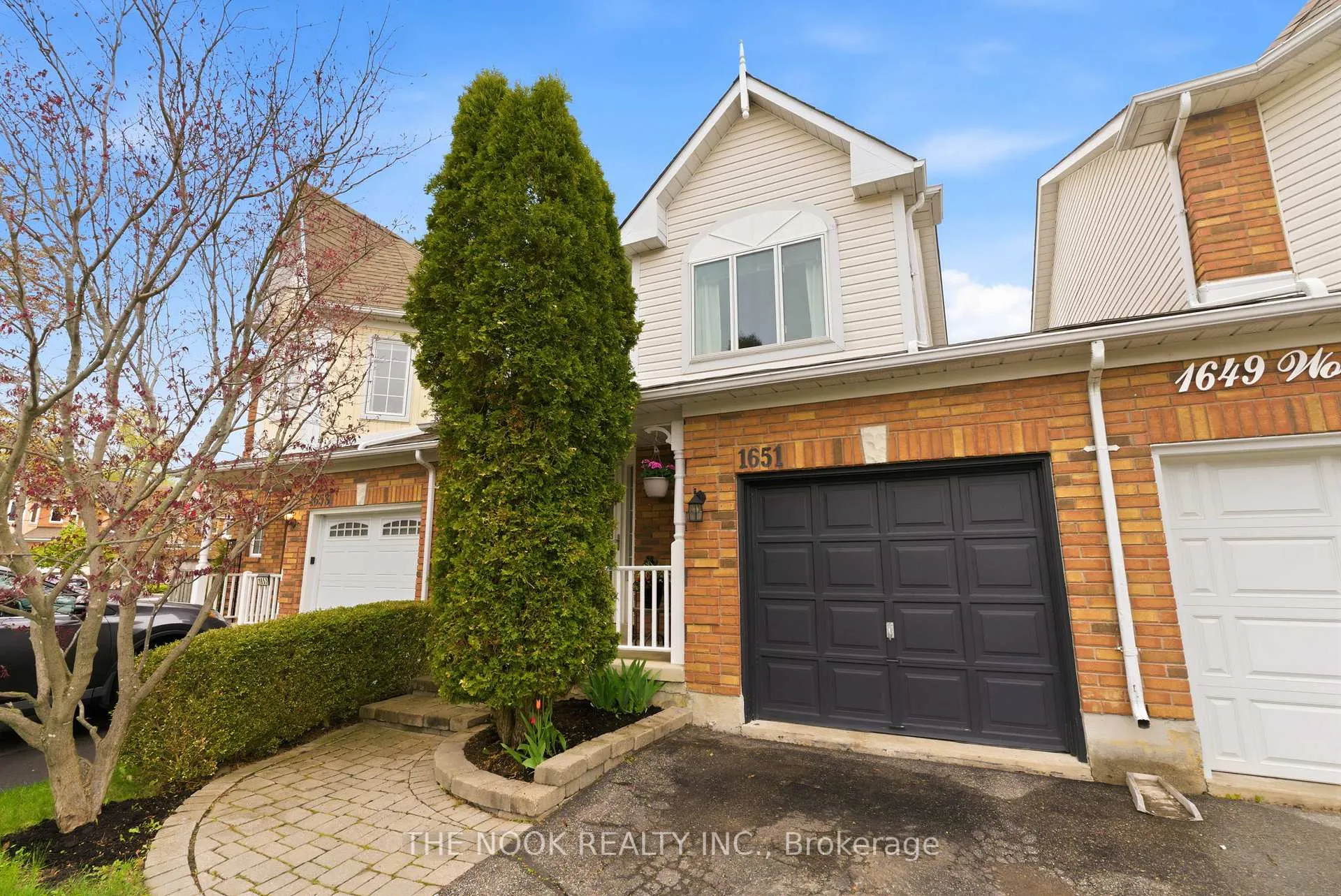 Photo 1 of 1651 Woodgate Trail, Oshawa, Samac — HOMEH