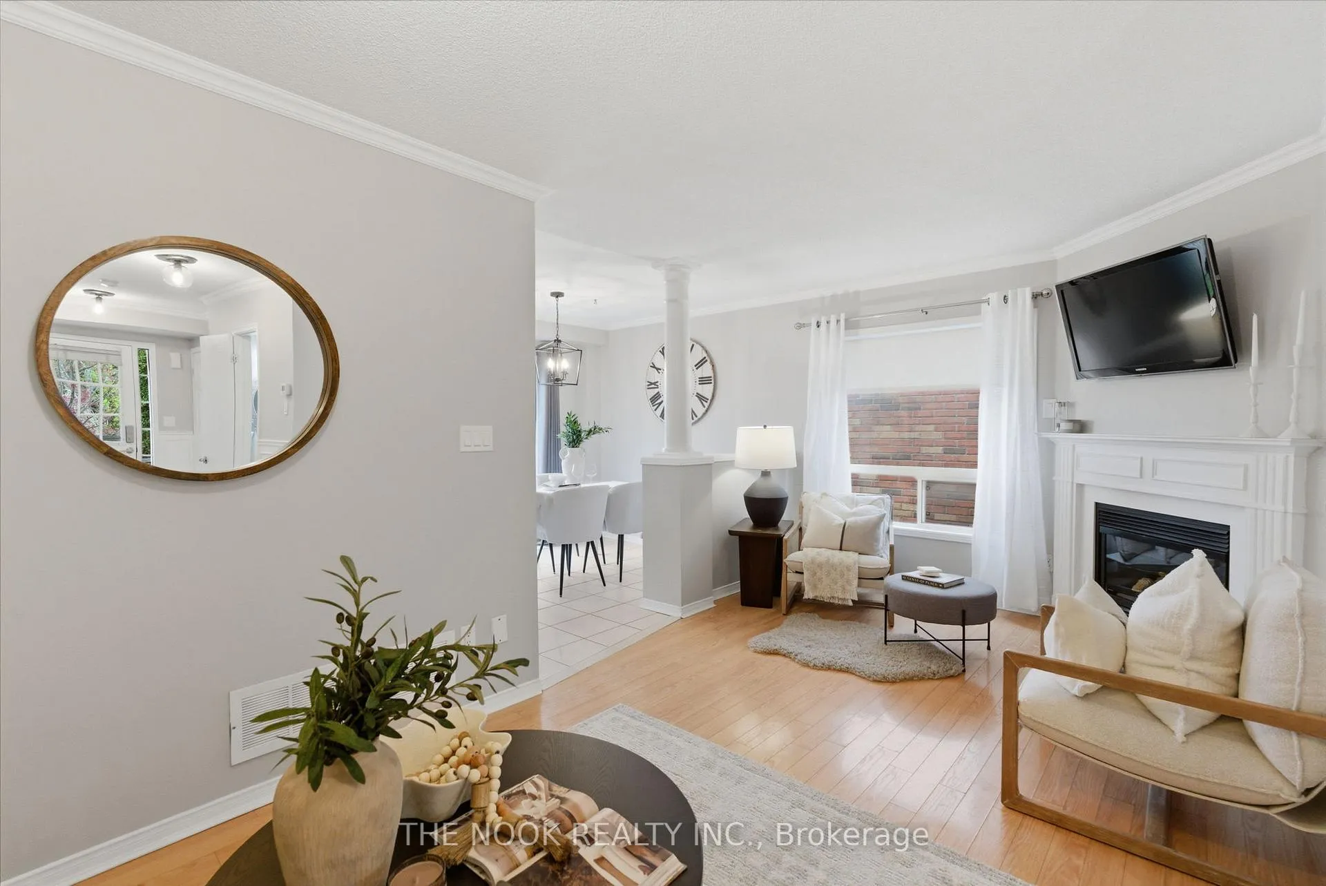 Photo 11 of 1651 Woodgate Trail, Oshawa, Samac — HOMEH