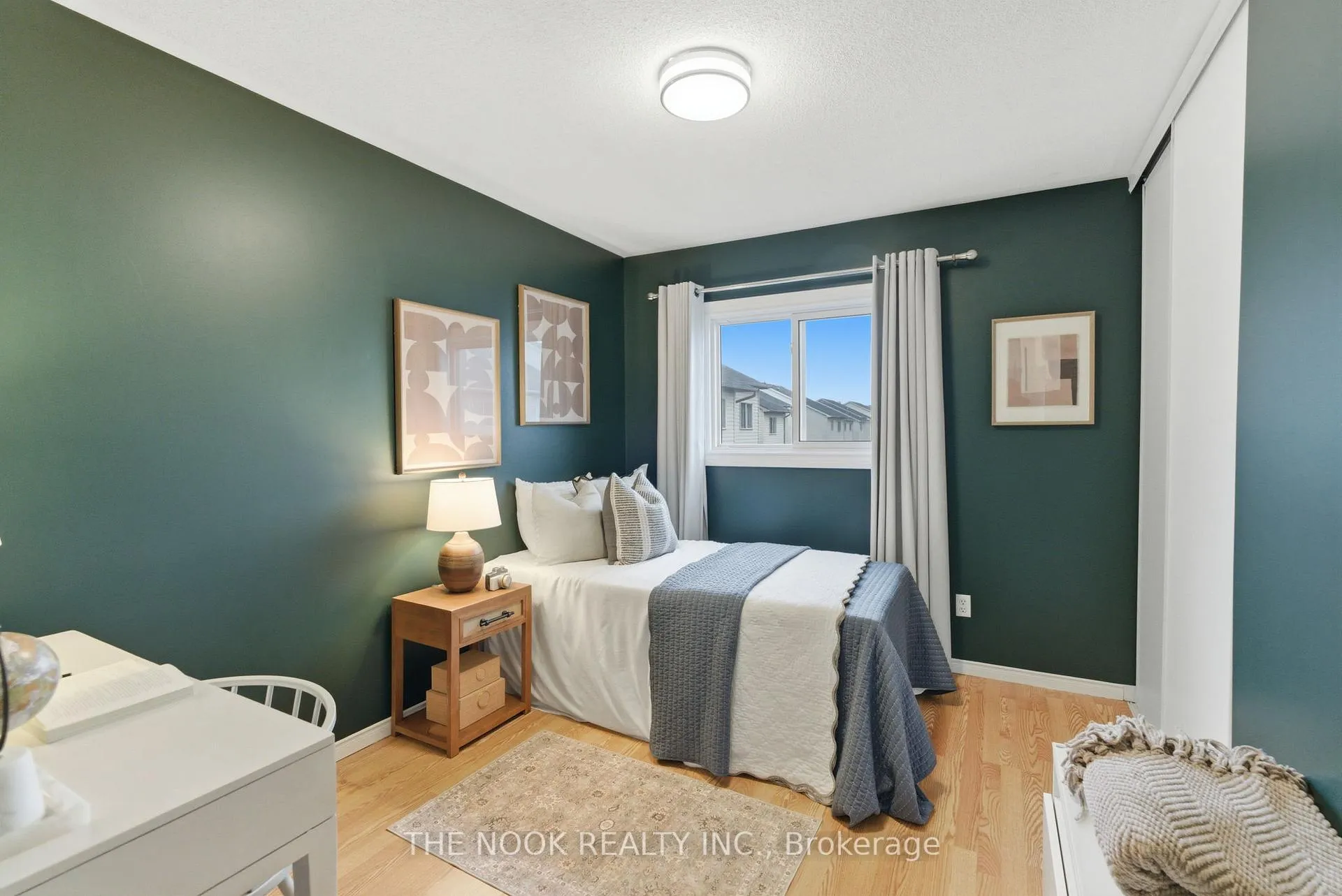 Photo 31 of 1651 Woodgate Trail, Oshawa, Samac — HOMEH