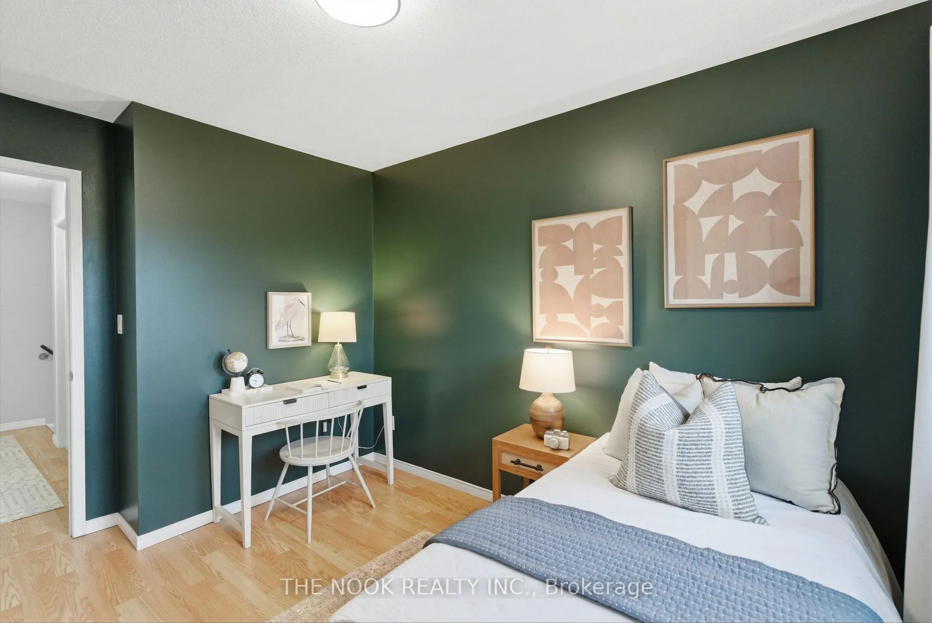 Photo 32 of 1651 Woodgate Trail, Oshawa, Samac — HOMEH