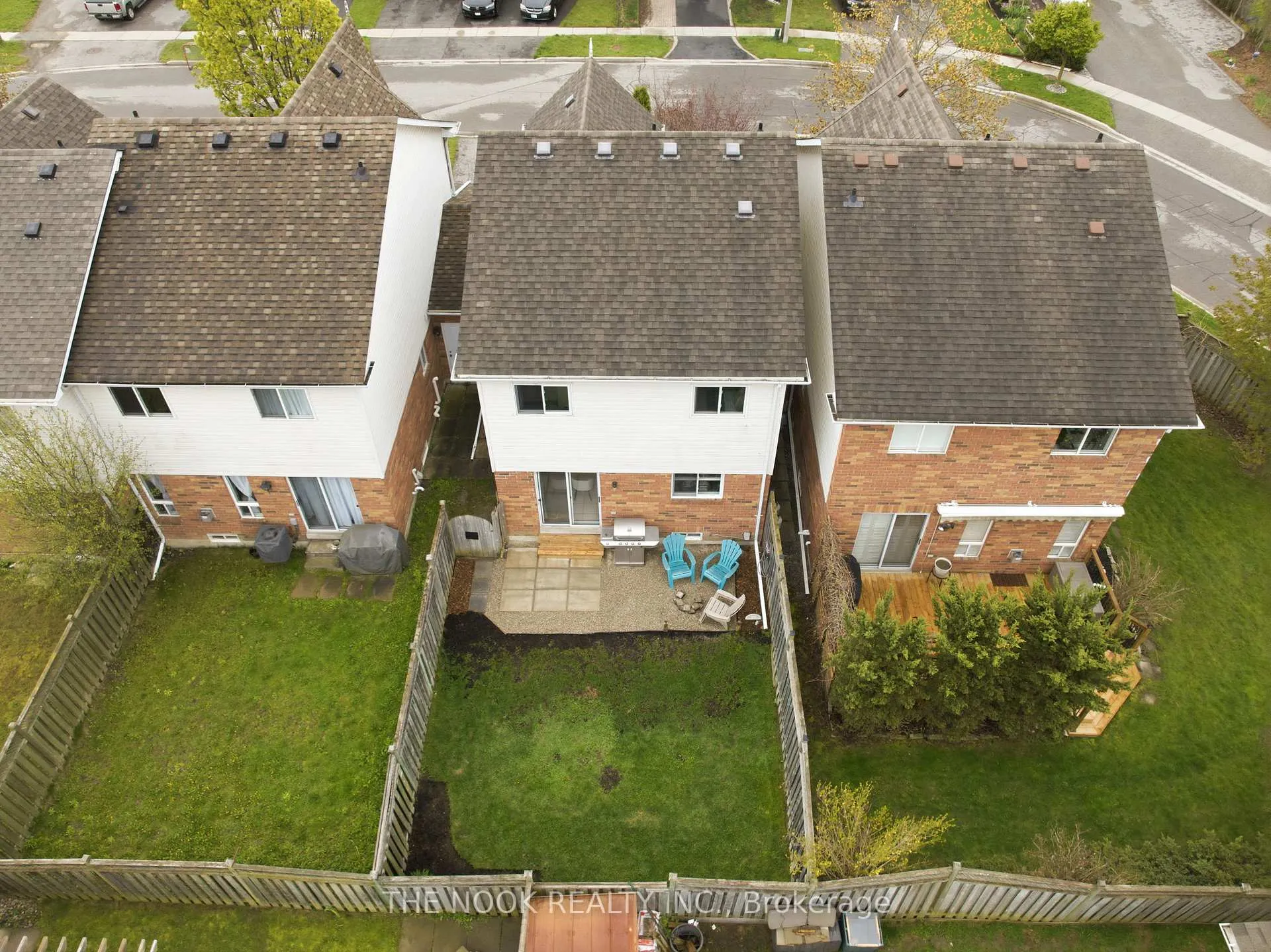 Photo 47 of 1651 Woodgate Trail, Oshawa, Samac — HOMEH
