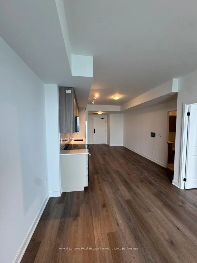 Photo 3 of Unit 2105, 2075 Lakeshore Road, Burlington, Brant — HOMEH