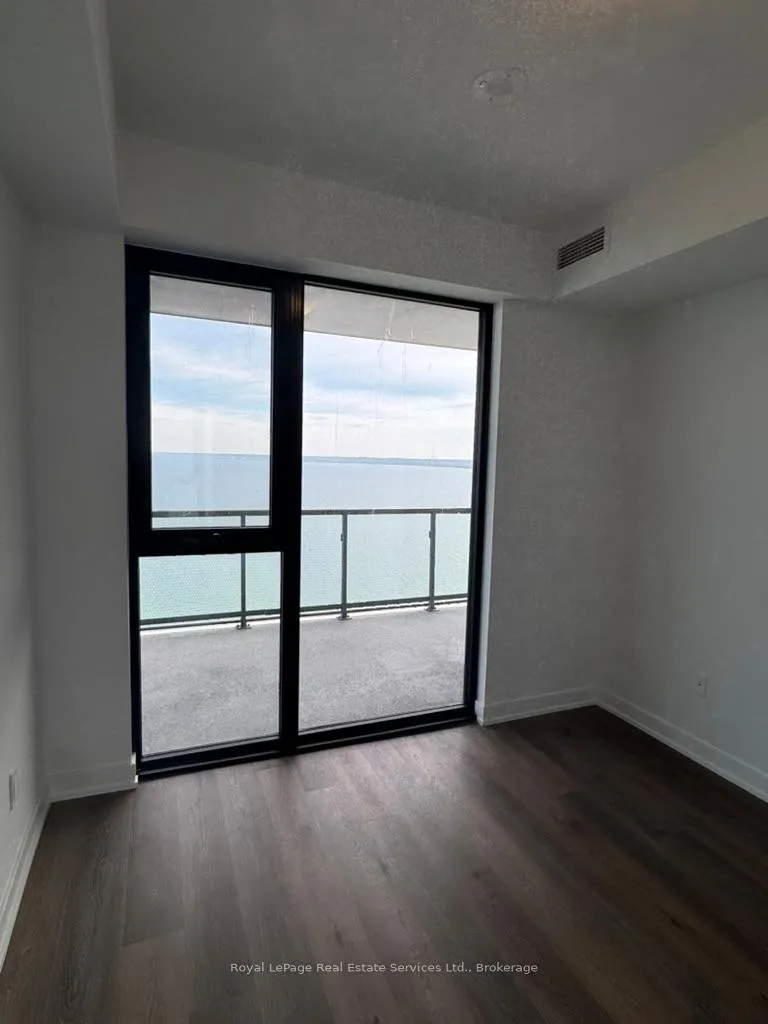 Photo 7 of Unit 2105, 2075 Lakeshore Road, Burlington, Brant — HOMEH