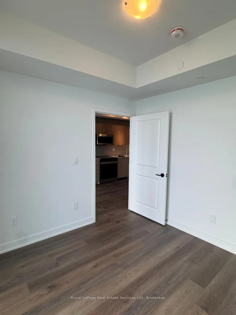 Photo 9 of Unit 2105, 2075 Lakeshore Road, Burlington, Brant — HOMEH