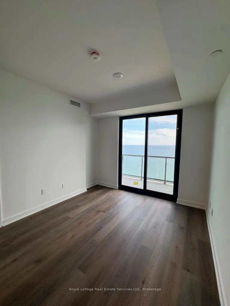 Photo 11 of Unit 2105, 2075 Lakeshore Road, Burlington, Brant — HOMEH