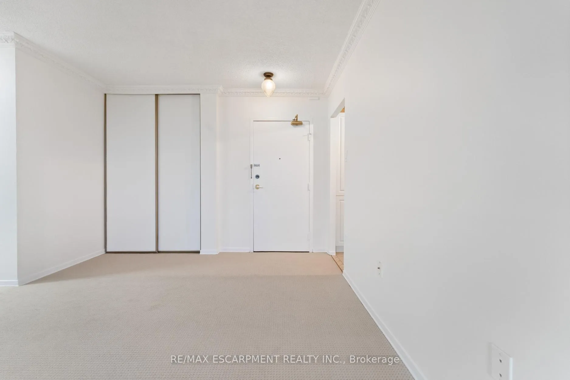 Photo 4 of Unit 1104, 1964 Main Street W, Hamilton, Ainslie Wood — HOMEH