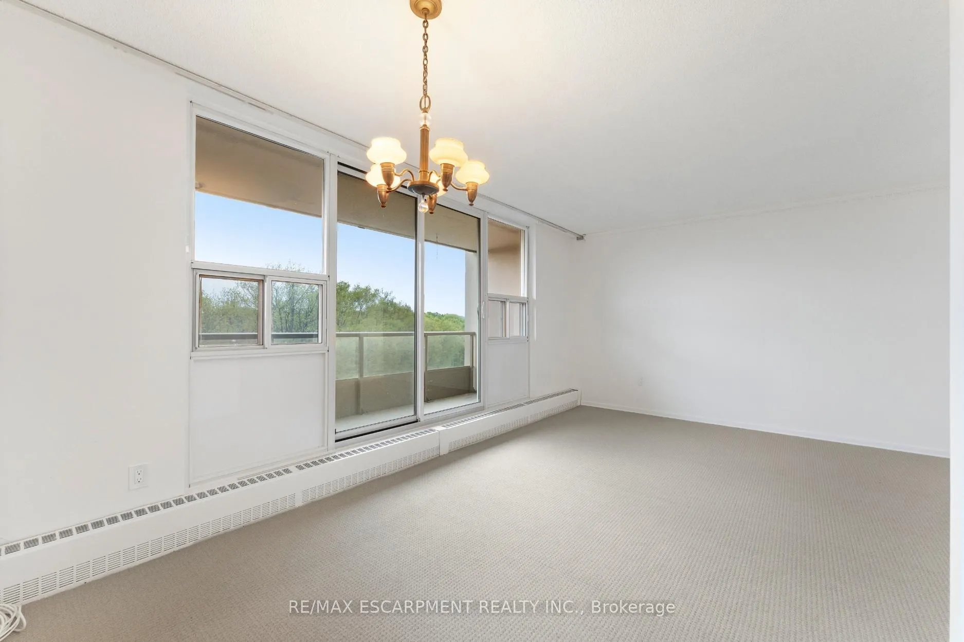 Photo 10 of Unit 1104, 1964 Main Street W, Hamilton, Ainslie Wood — HOMEH