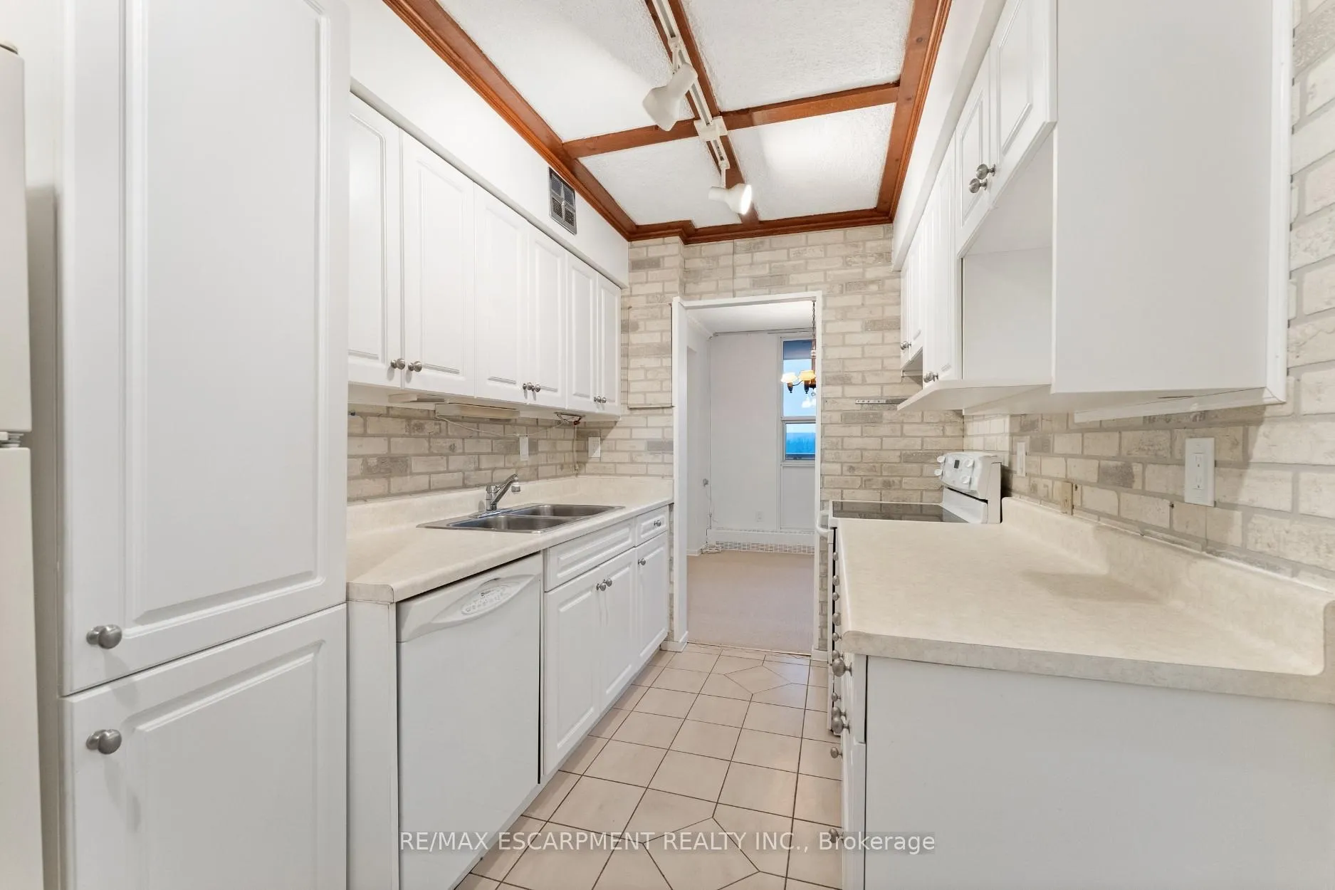 Photo 13 of Unit 1104, 1964 Main Street W, Hamilton, Ainslie Wood — HOMEH