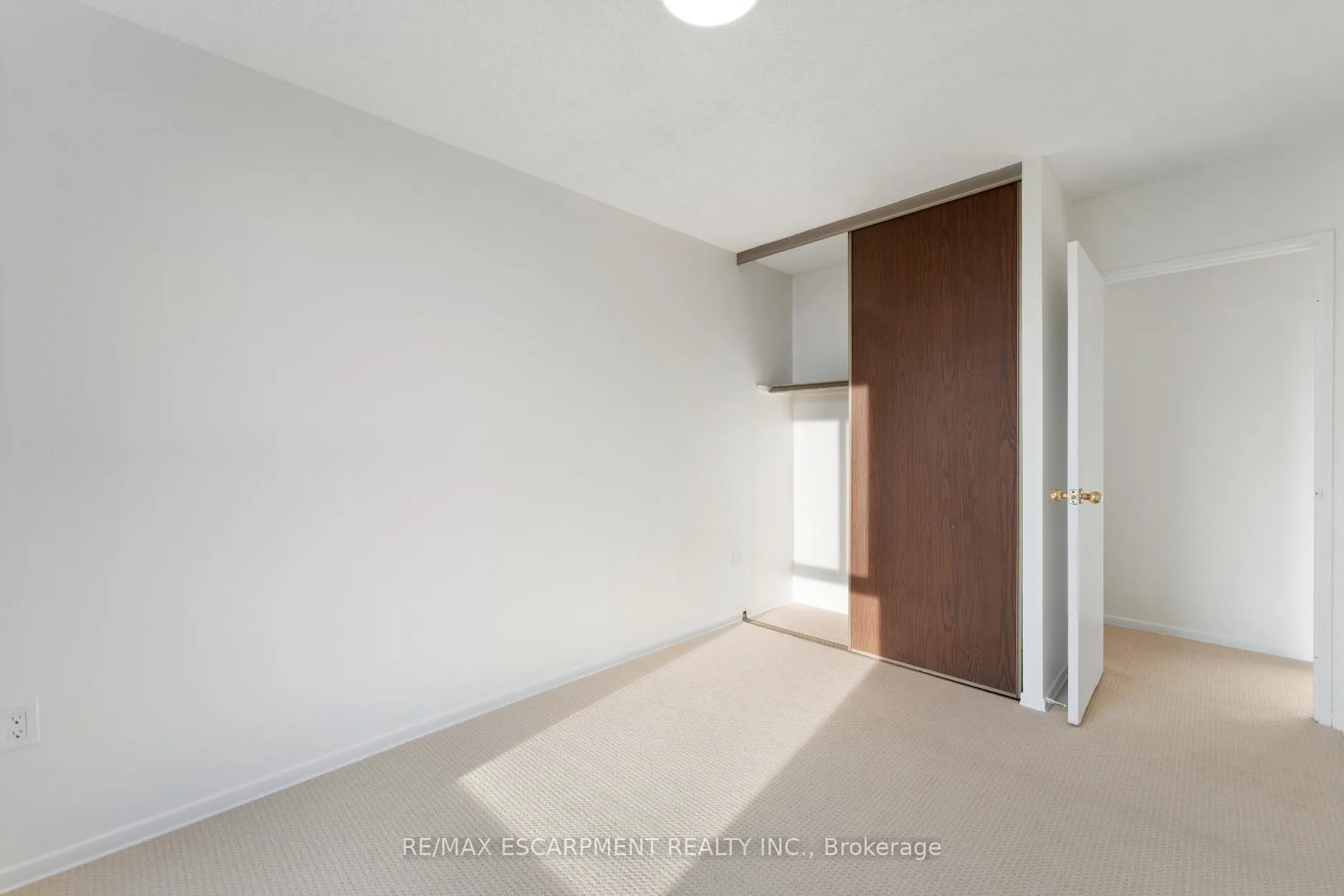 Photo 21 of Unit 1104, 1964 Main Street W, Hamilton, Ainslie Wood — HOMEH