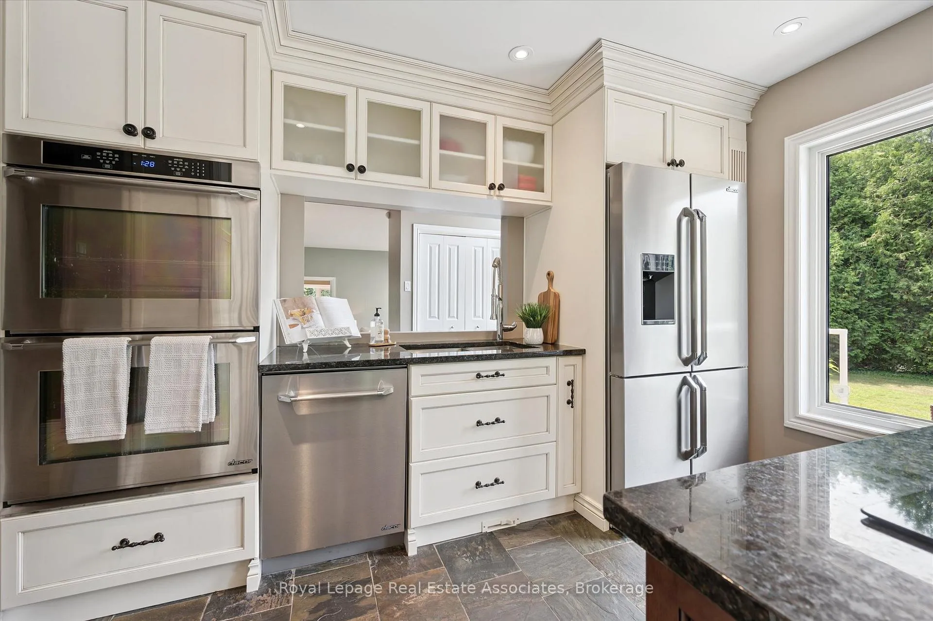 Photo 17 of 23 Brock Road N, Puslinch, Aberfoyle — HOMEH