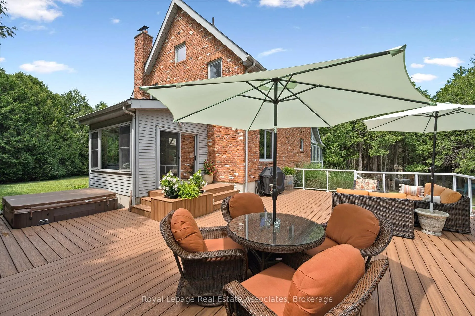 Photo 41 of 23 Brock Road N, Puslinch, Aberfoyle — HOMEH