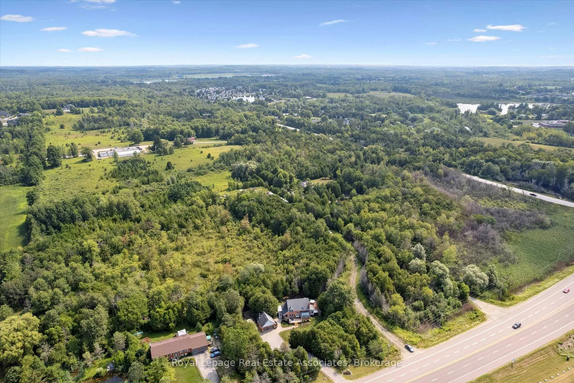 Photo 42 of 23 Brock Road N, Puslinch, Aberfoyle — HOMEH