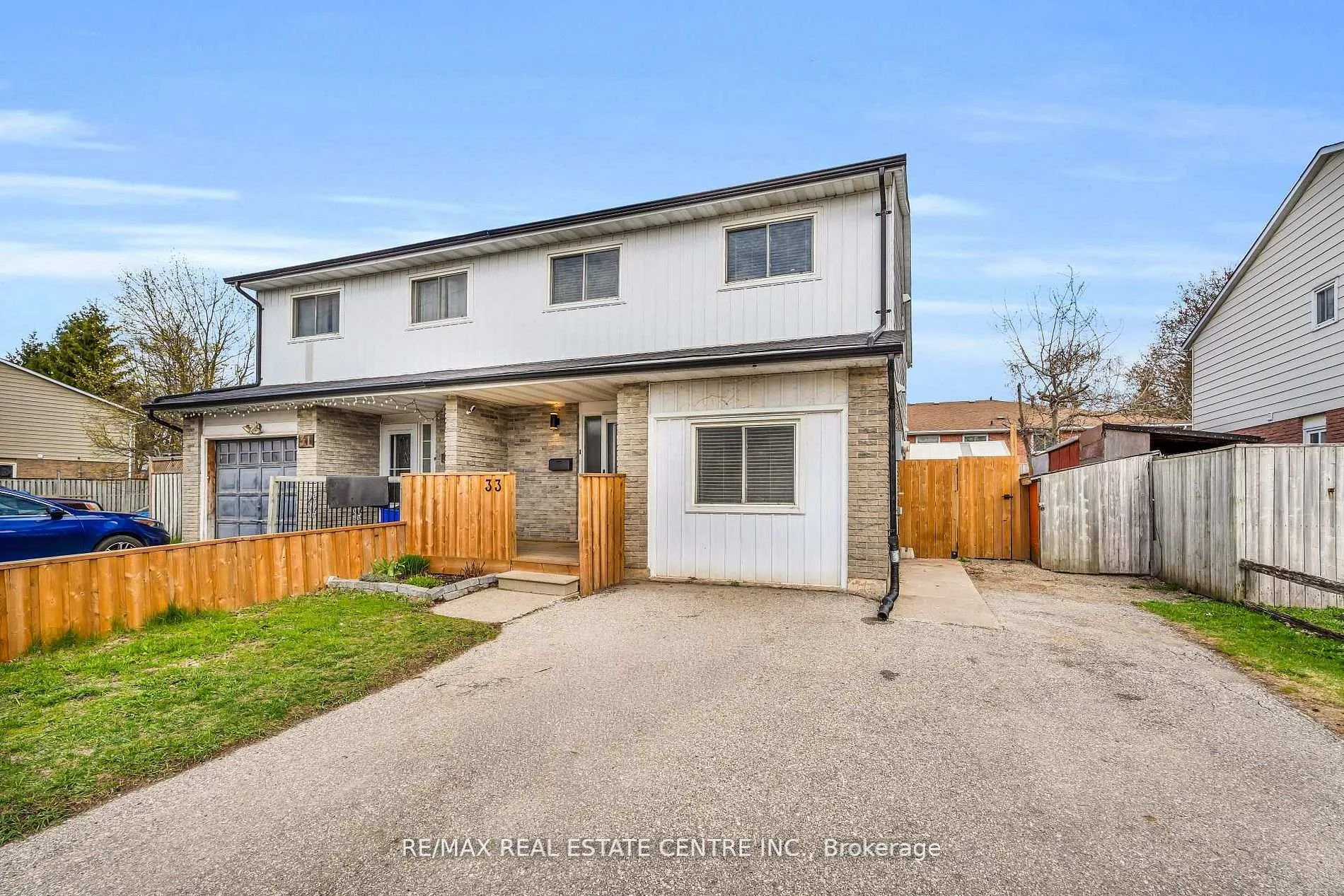 Photo 31 of 33 Fourth Avenue, Orangeville — HOMEH