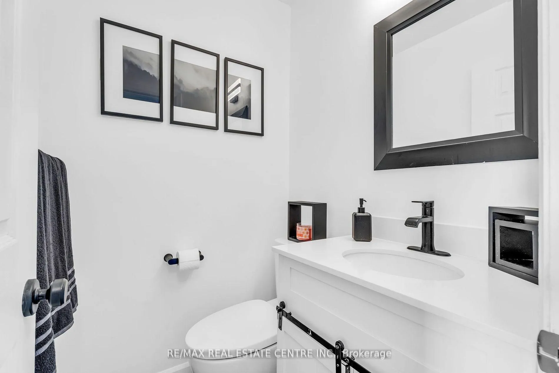 Photo 26 of 33 Fourth Avenue, Orangeville — HOMEH