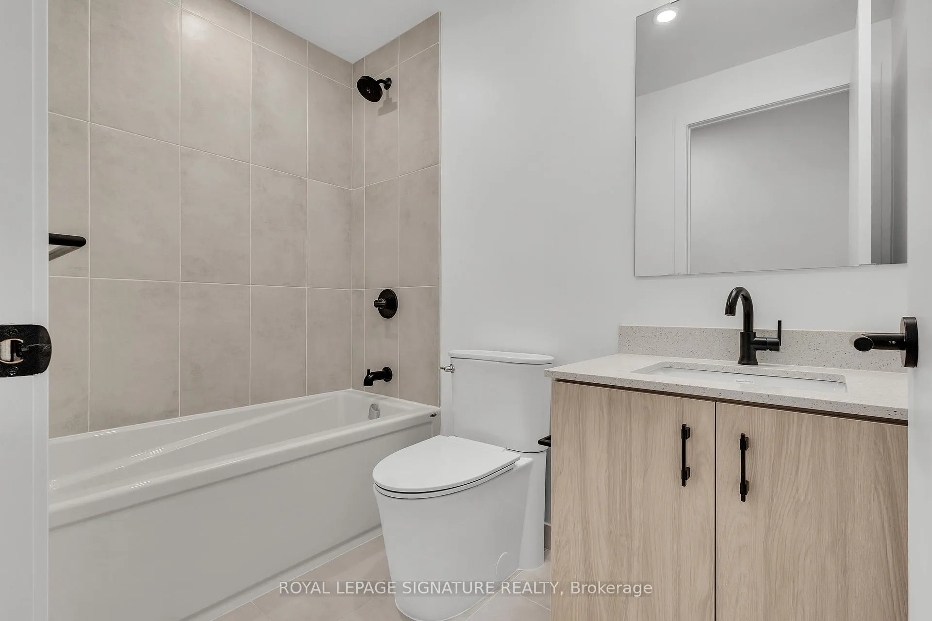 Photo 10 of Unit 314, 4878 powers Cmn, Burlington, Alton — HOMEH