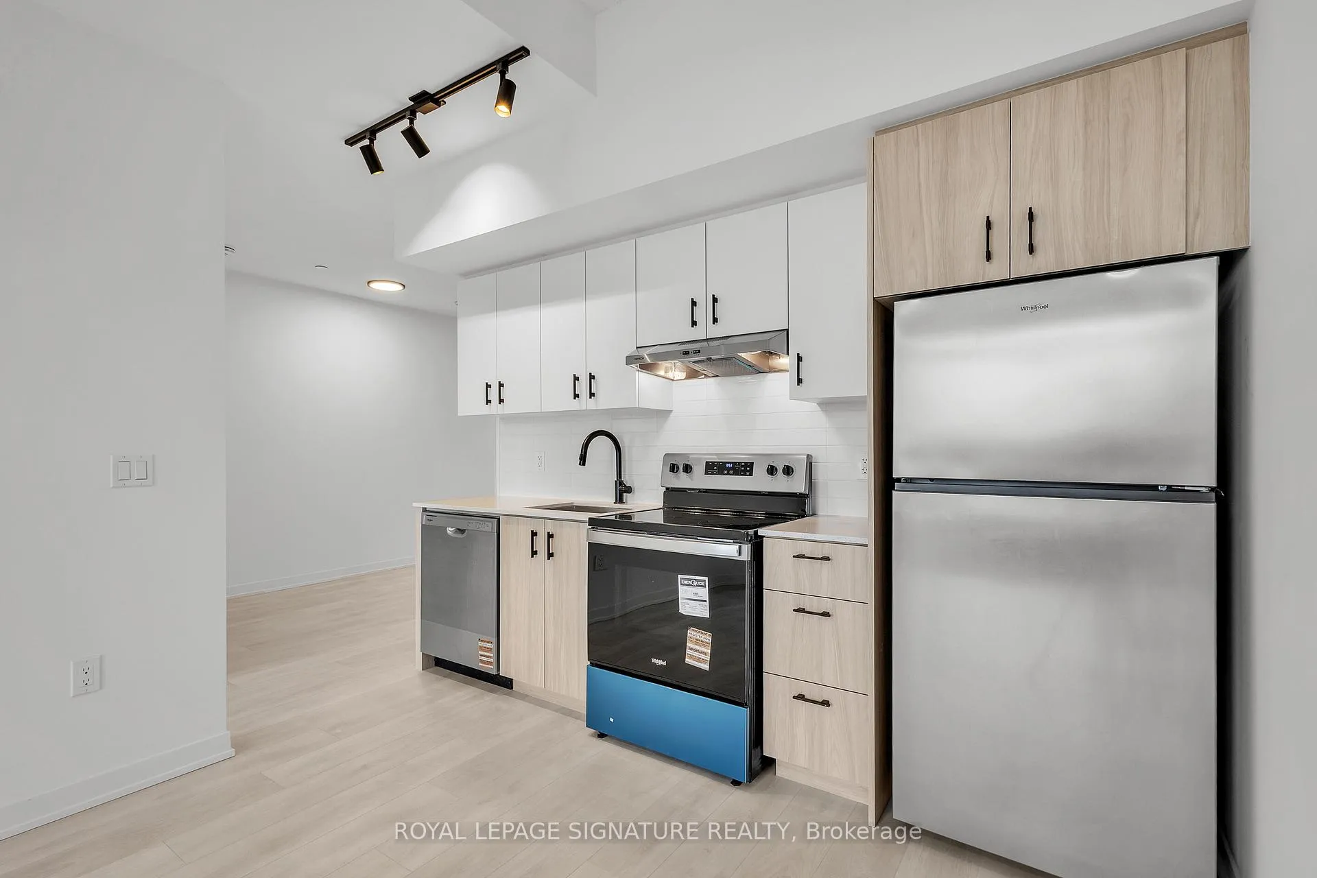 Photo 15 of Unit 314, 4878 powers Cmn, Burlington, Alton — HOMEH