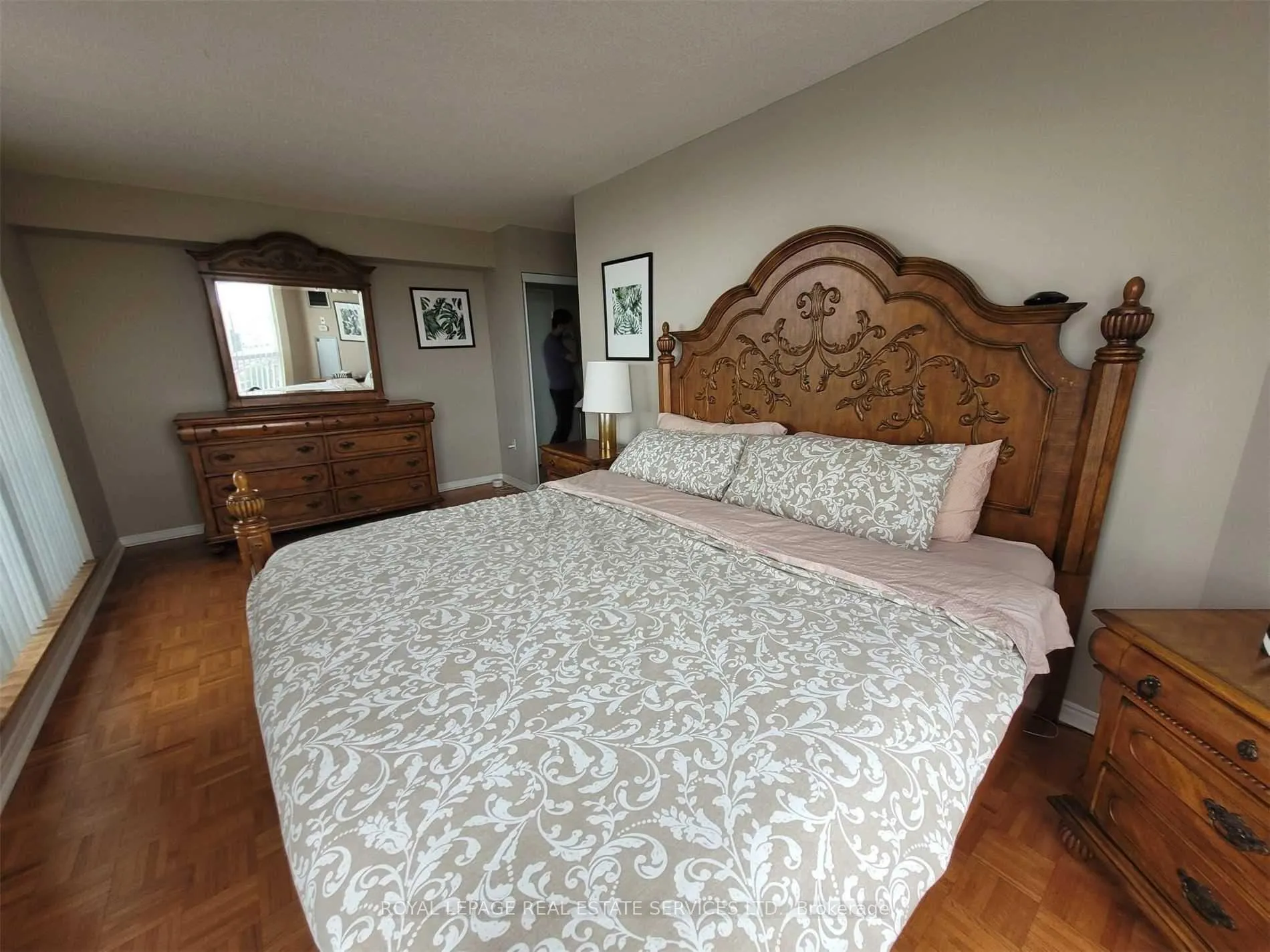 Photo 6 of Unit 607, 11 Thorncliffe Pk Drive, Toronto, Thorncliffe Park — HOMEH