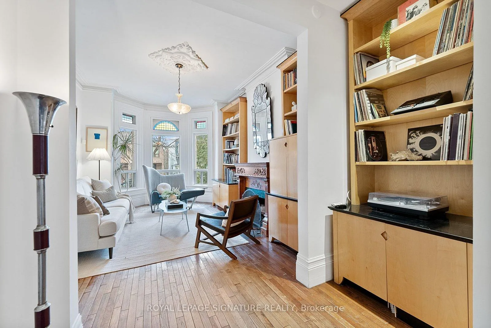 Photo 9 of 28 Shannon Street, Toronto, Trinity-Bellwoods — HOMEH