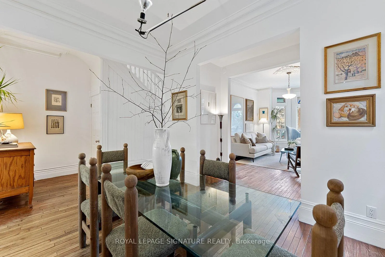 Photo 10 of 28 Shannon Street, Toronto, Trinity-Bellwoods — HOMEH