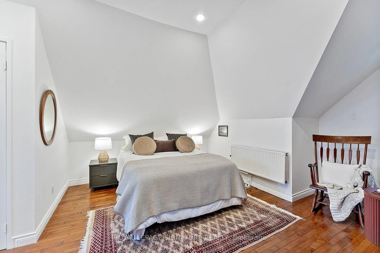 Photo 31 of 28 Shannon Street, Toronto, Trinity-Bellwoods — HOMEH
