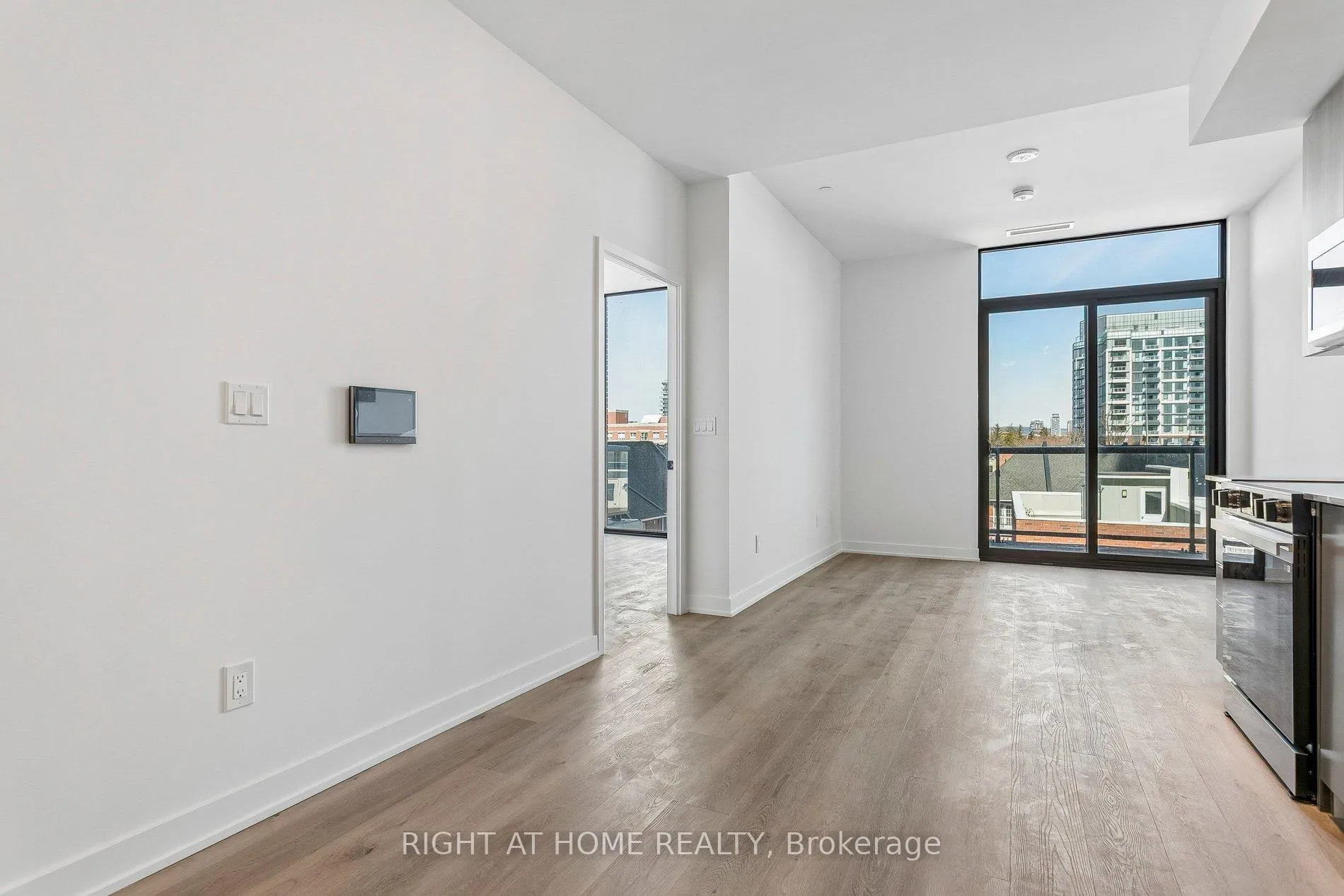 Photo 17 of Unit 402, 2075 Lakeshore Road, Burlington, Brant — HOMEH