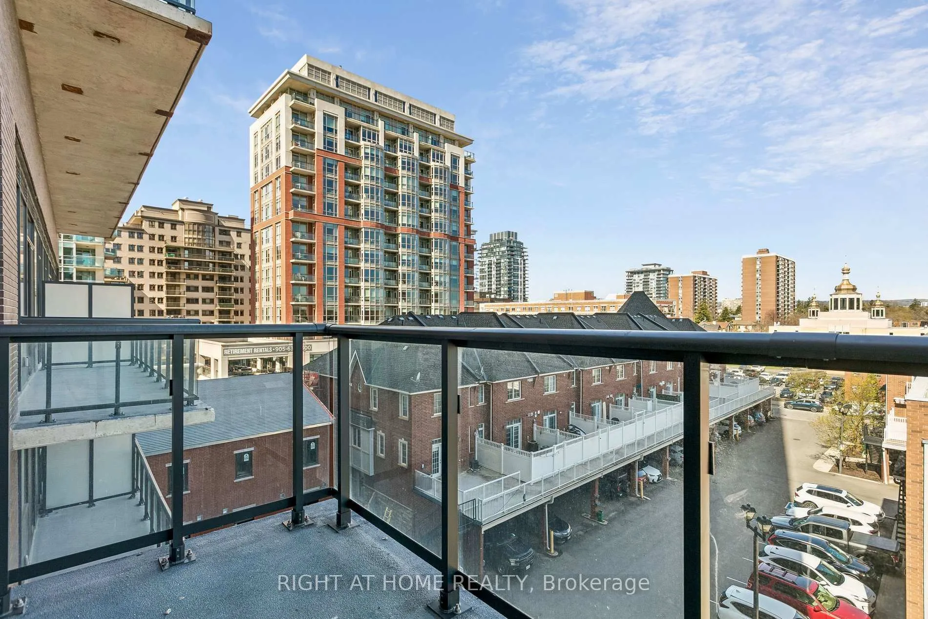 Photo 22 of Unit 402, 2075 Lakeshore Road, Burlington, Brant — HOMEH