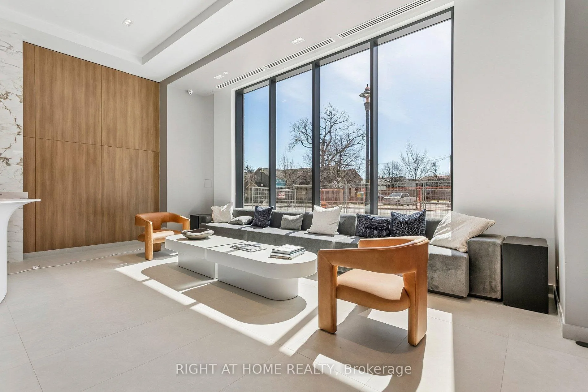 Photo 26 of Unit 402, 2075 Lakeshore Road, Burlington, Brant — HOMEH