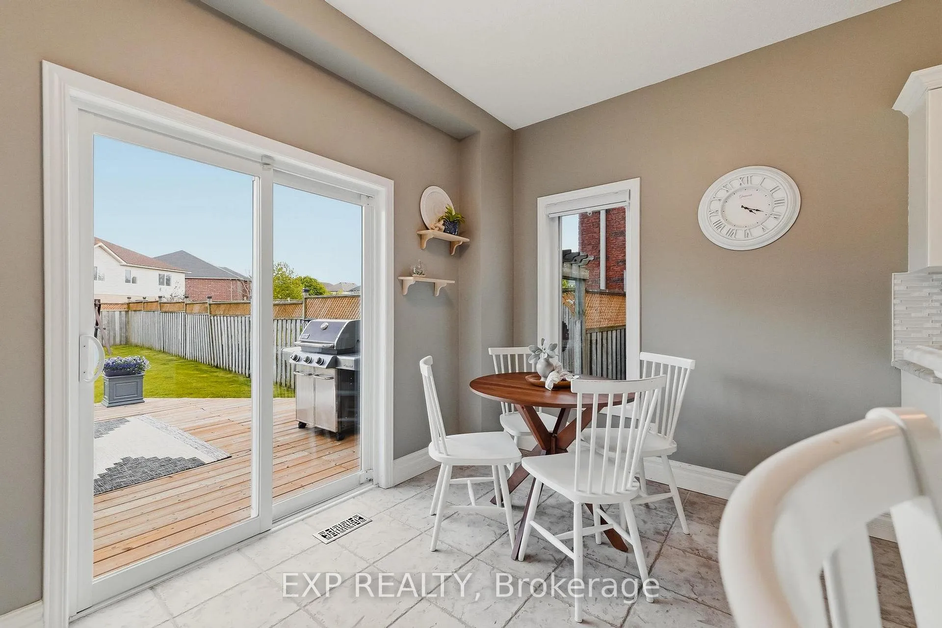 Photo 19 of 606 Doon Drive S, Kitchener — HOMEH