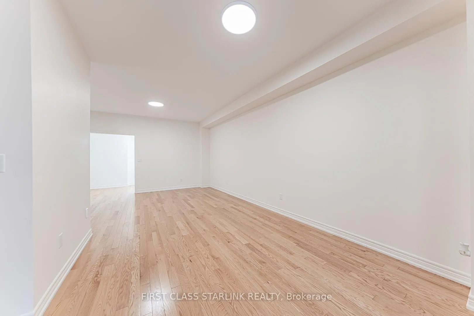 Photo 16 of 3964 Thomas Alton Boulevard, Burlington, Alton — HOMEH
