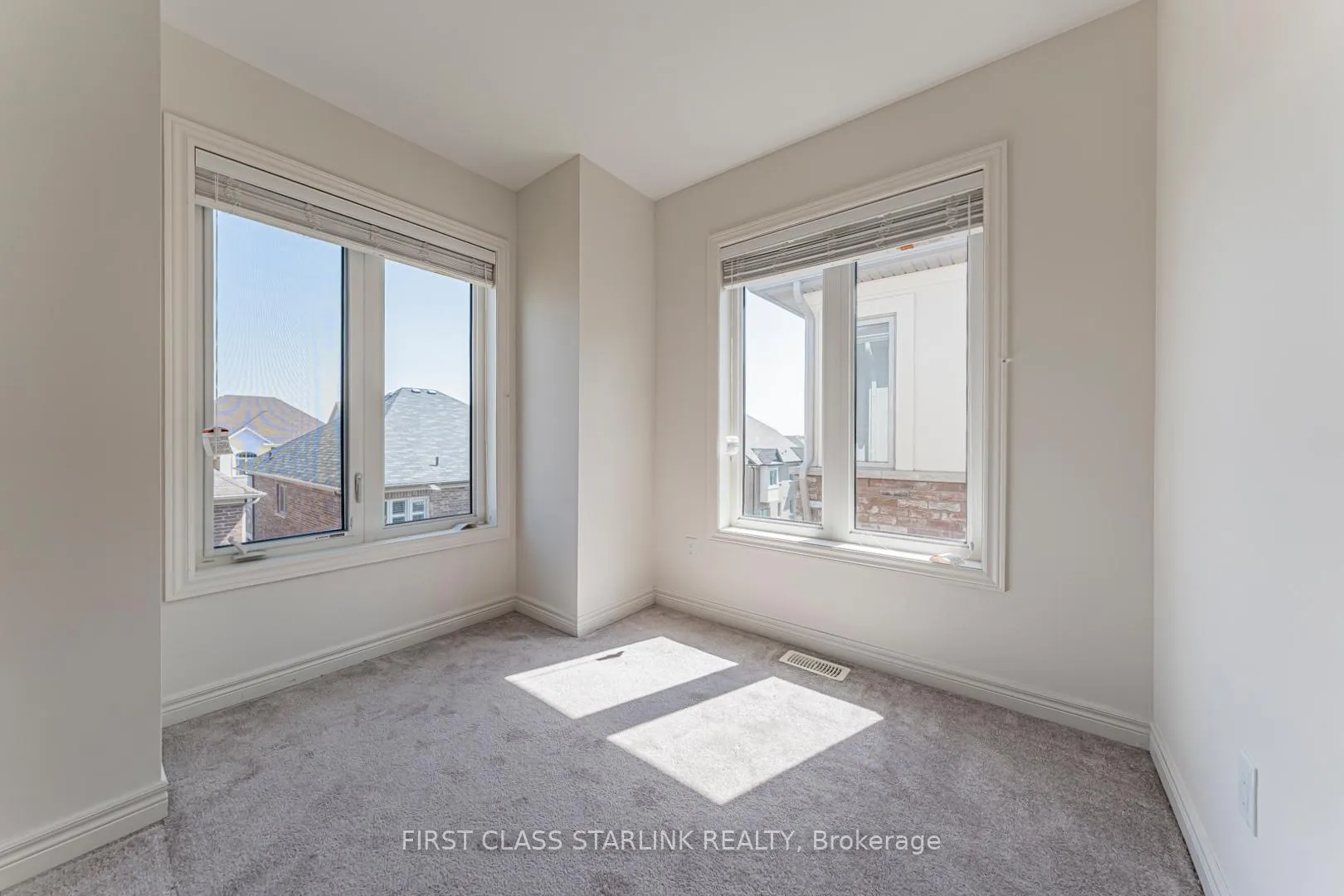 Photo 28 of 3964 Thomas Alton Boulevard, Burlington, Alton — HOMEH