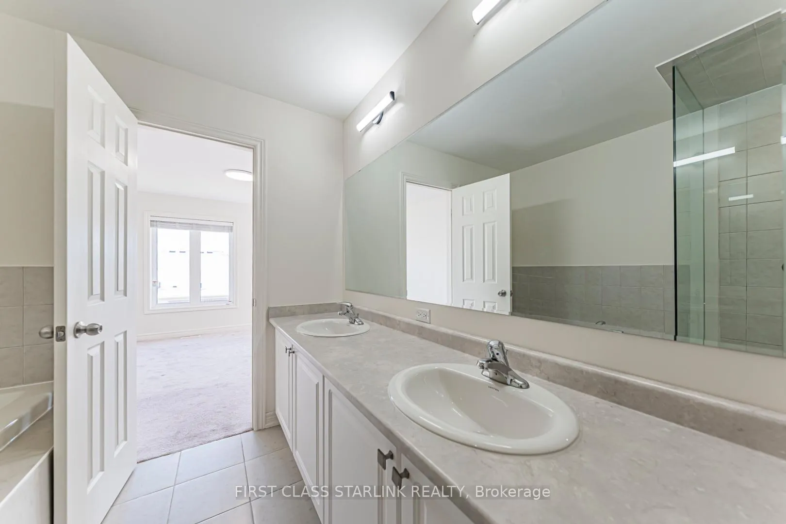 Photo 31 of 3964 Thomas Alton Boulevard, Burlington, Alton — HOMEH