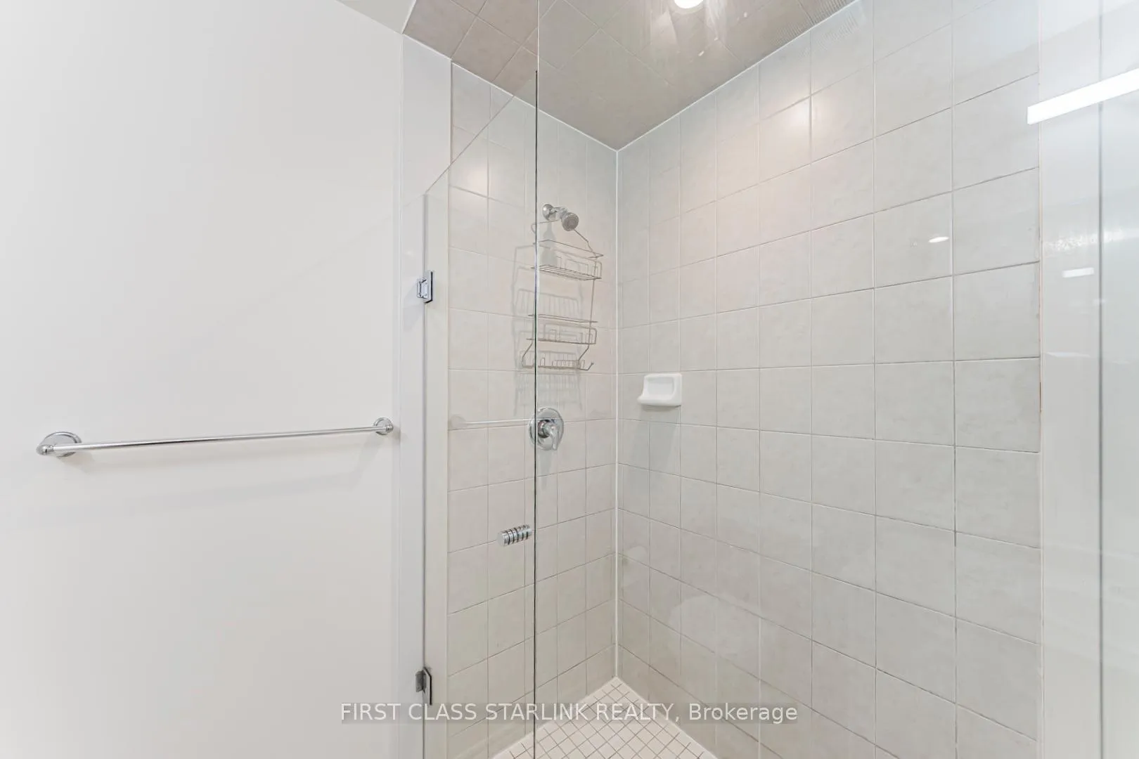 Photo 32 of 3964 Thomas Alton Boulevard, Burlington, Alton — HOMEH