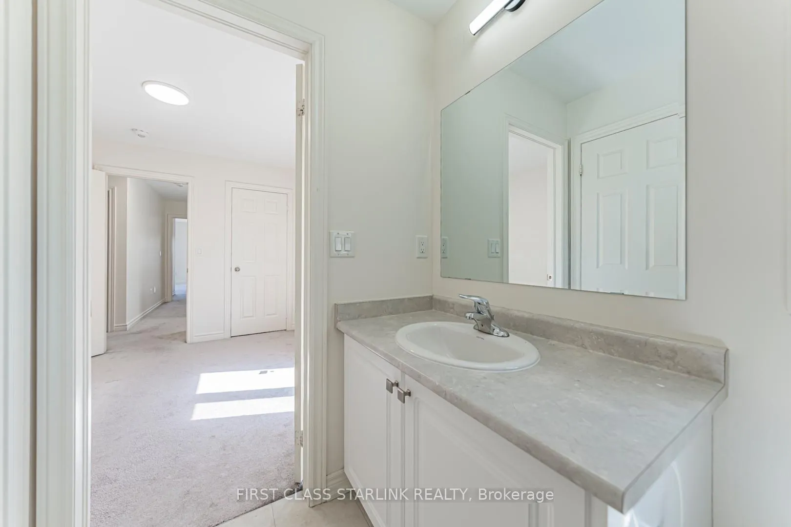 Photo 42 of 3964 Thomas Alton Boulevard, Burlington, Alton — HOMEH
