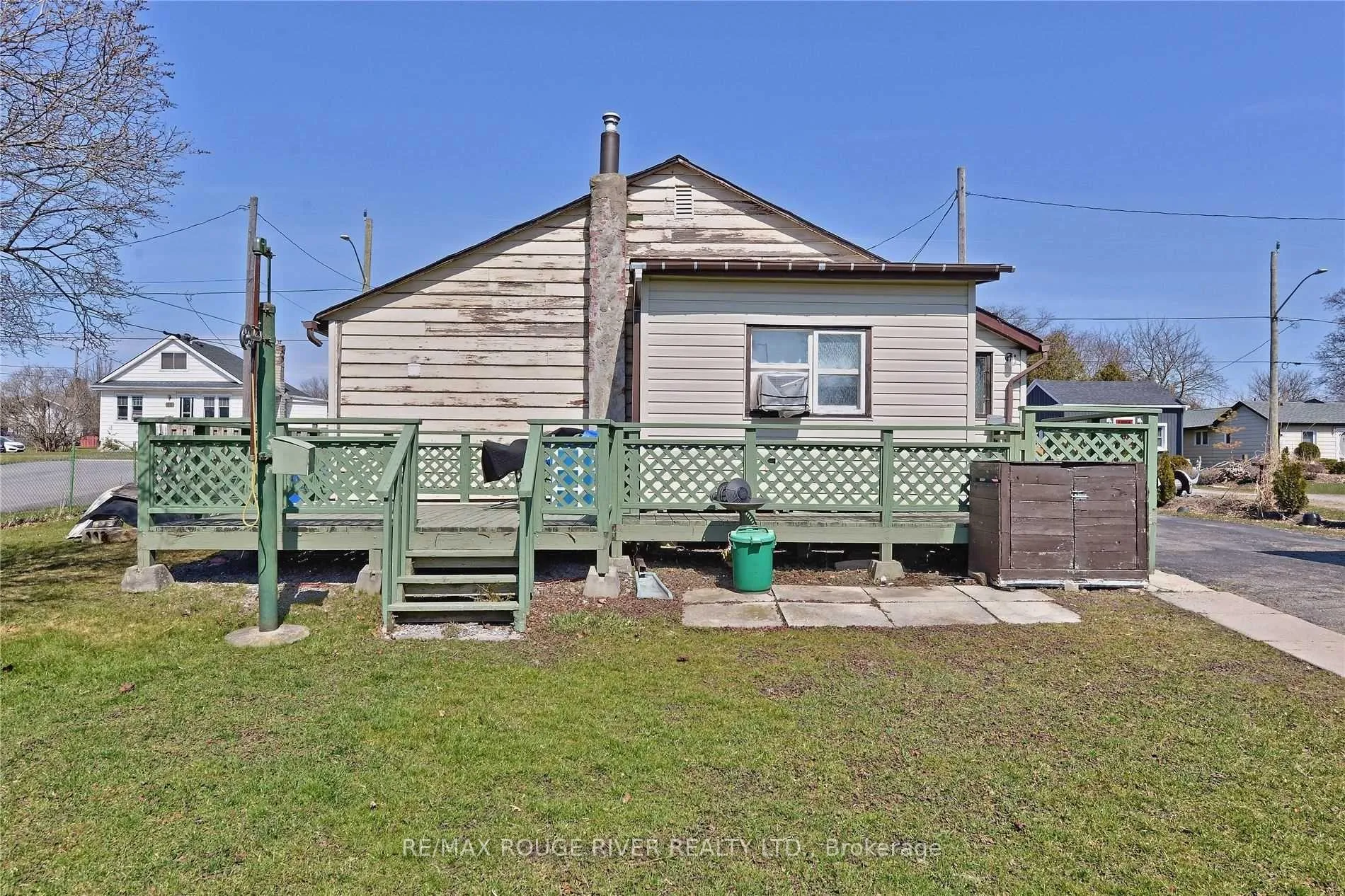 Photo 2 of 24 Hunt Street, Clarington, Bowmanville — HOMEH