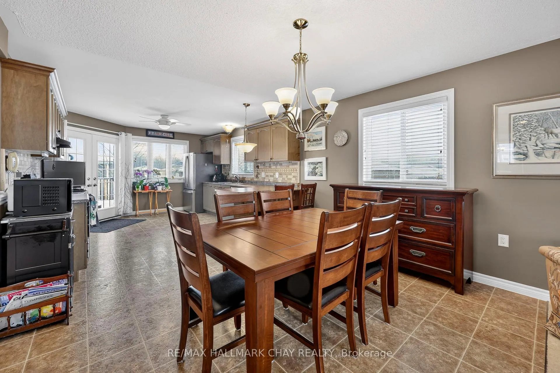 Photo 12 of 16 Sheppard Drive, Tay, Victoria Harbour — HOMEH