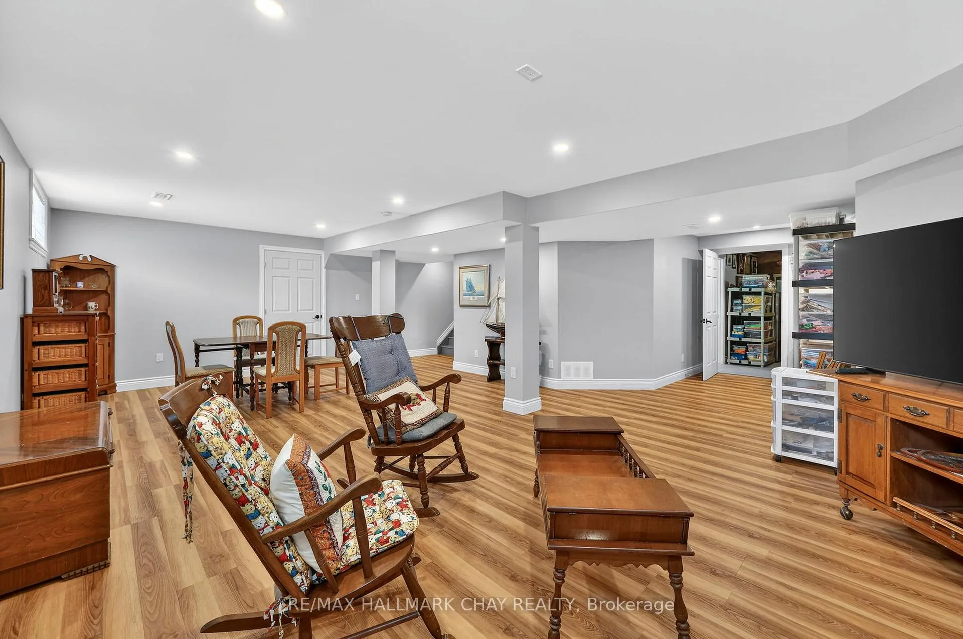 Photo 25 of 16 Sheppard Drive, Tay, Victoria Harbour — HOMEH