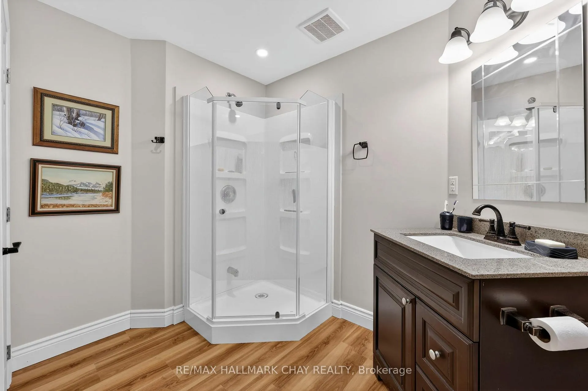 Photo 29 of 16 Sheppard Drive, Tay, Victoria Harbour — HOMEH