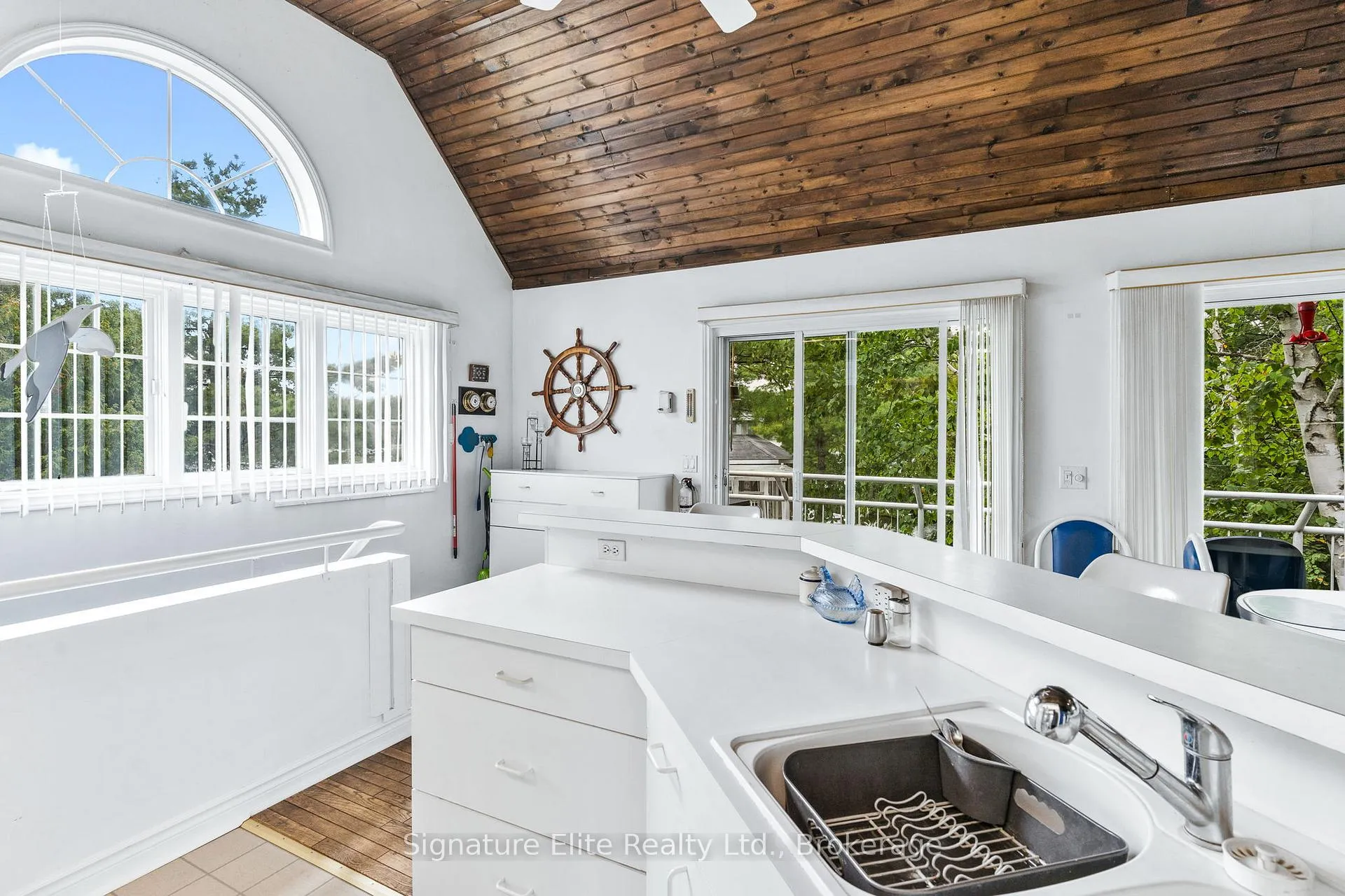 Photo 9 of 41 Duncombe Drive, Kawartha Lakes, Bexley — HOMEH