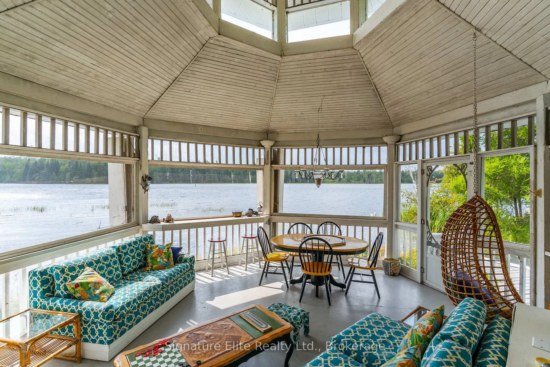 Photo 26 of 41 Duncombe Drive, Kawartha Lakes, Bexley — HOMEH