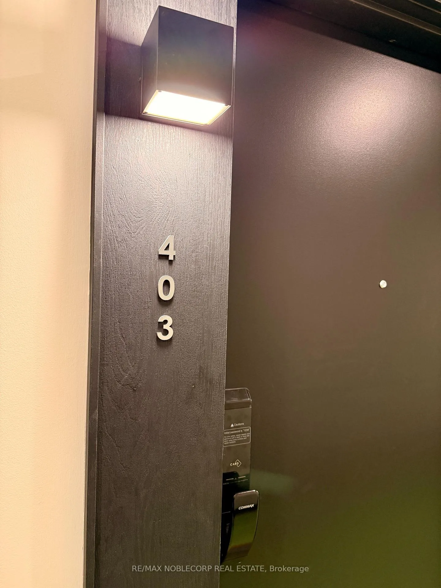 Photo 2 of Unit 403, 461 Green Road, Hamilton, Lakeshore — HOMEH