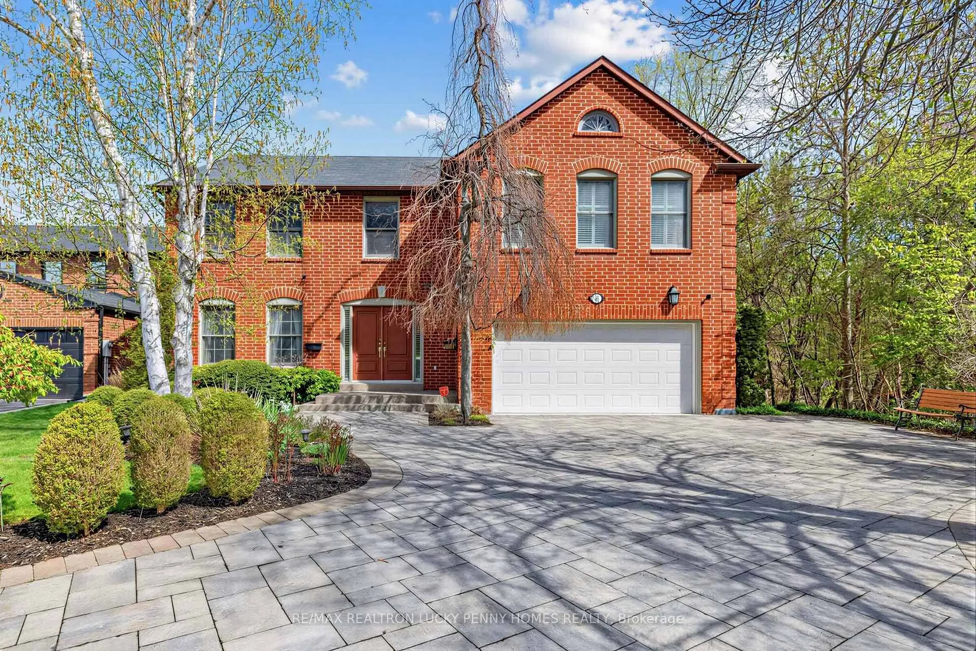 Photo 4 of 8 Goodmills Court, Markham, Unionville — HOMEH