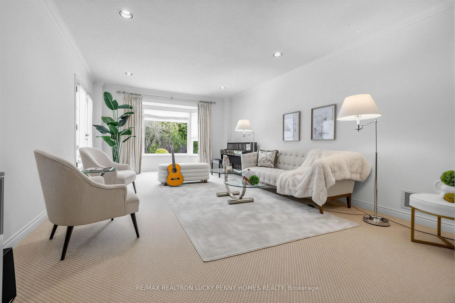 Photo 16 of 8 Goodmills Court, Markham, Unionville — HOMEH