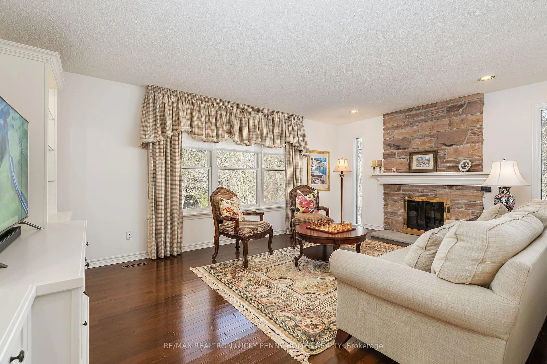 Photo 18 of 8 Goodmills Court, Markham, Unionville — HOMEH