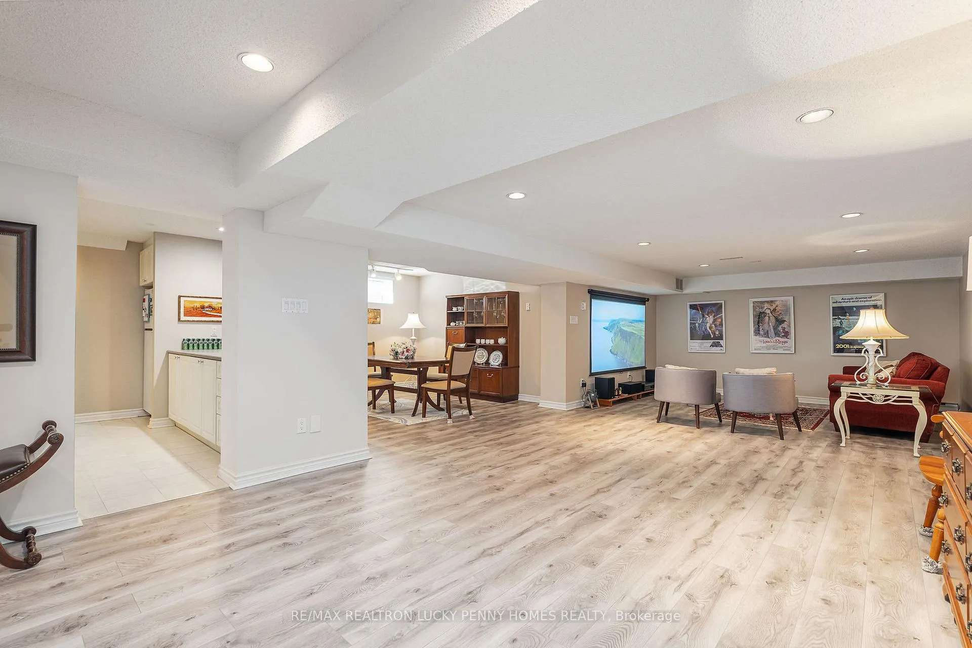 Photo 35 of 8 Goodmills Court, Markham, Unionville — HOMEH