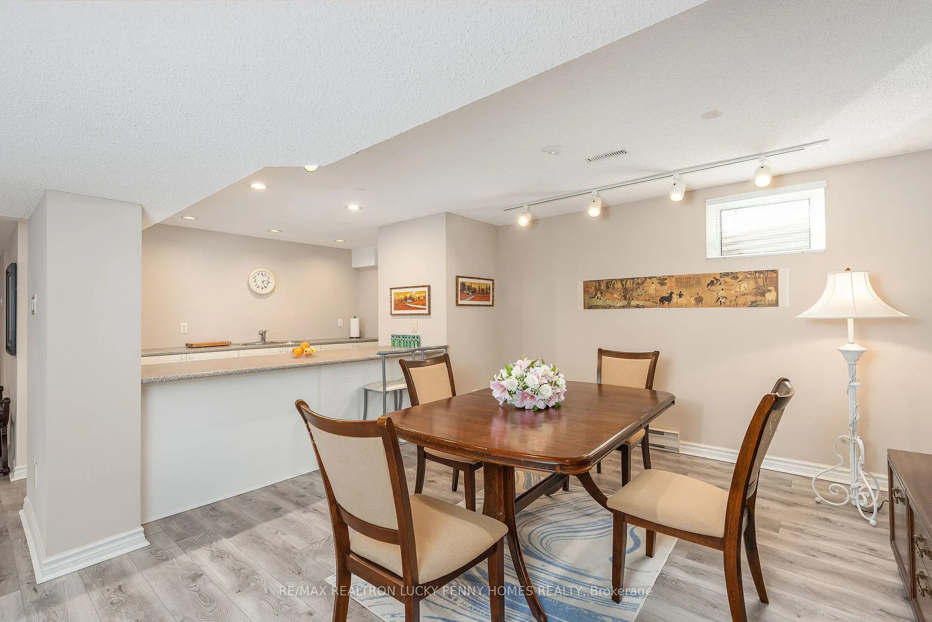Photo 37 of 8 Goodmills Court, Markham, Unionville — HOMEH