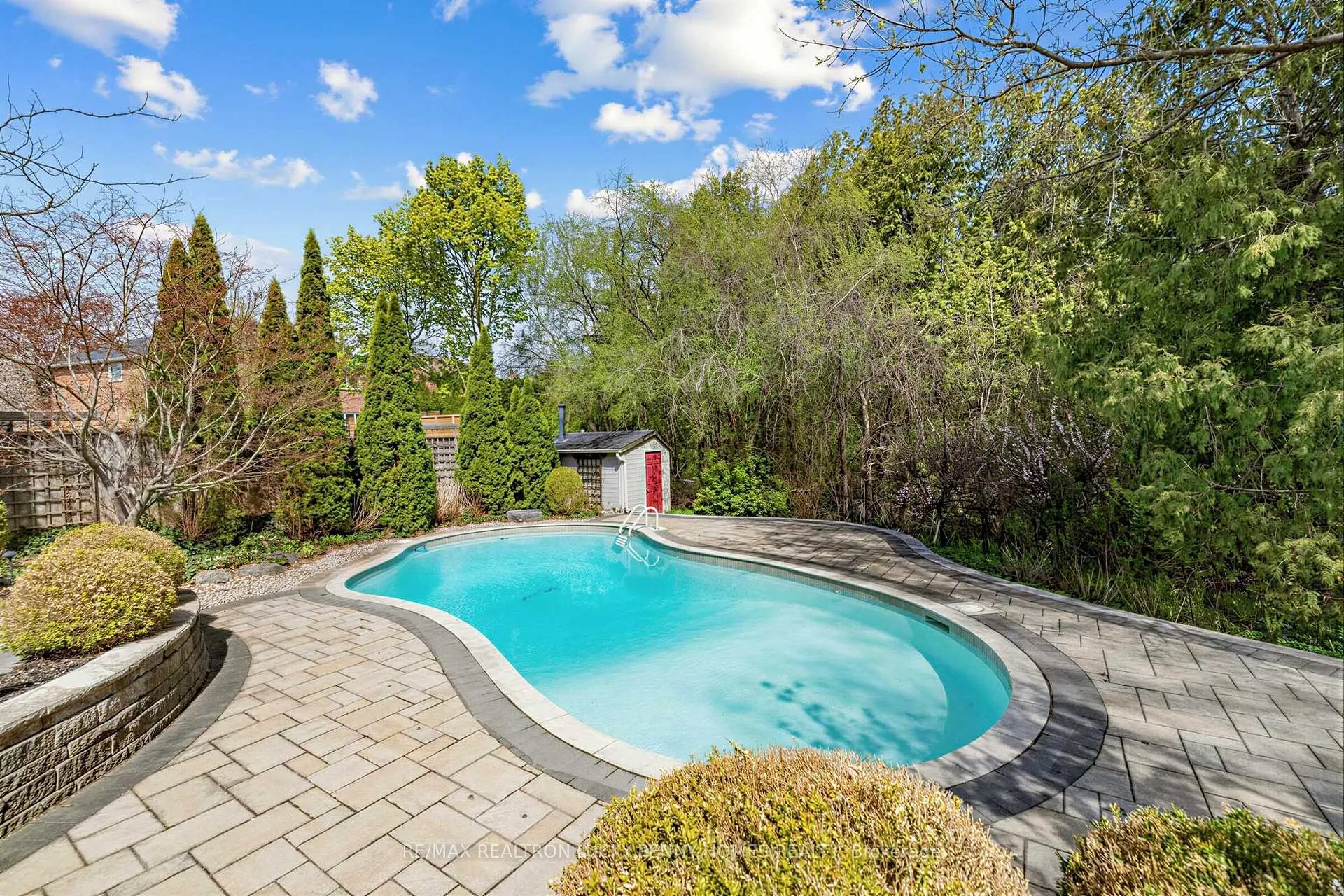 Photo 45 of 8 Goodmills Court, Markham, Unionville — HOMEH
